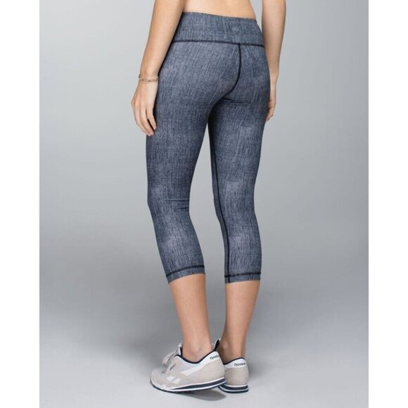 Lululemon Wunder Under Crop *Full-On Luxtreme 4 Burlap Texture Black Dune - Picture 8 of 8